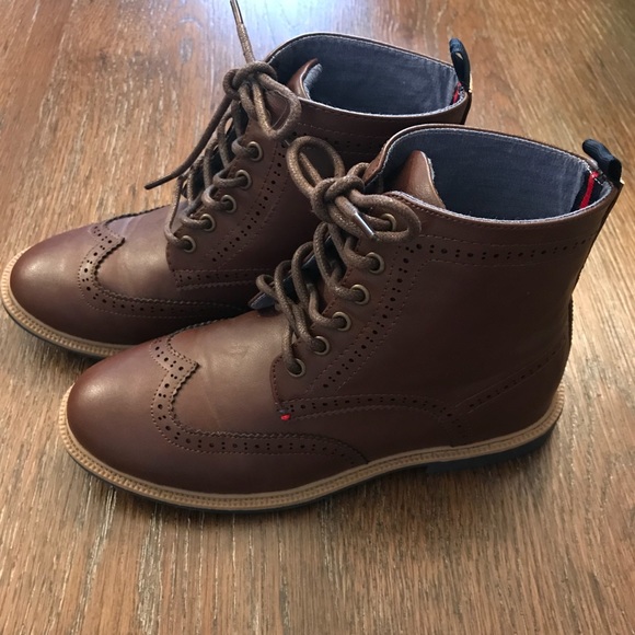 tommy hilfiger boys boots